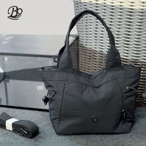 Сумка Видео: https-//www.modernbag.ru/media/upload/%D0%BD%D0%B0%D0%B1%D0%BE%D1%80%201/K2-BB-1702-10-%20(1).mp4	Женская сумка бренда &quot;Bobo&quot;.
Внутри: карман на молнии + 2 кармана б/молнии
С об
