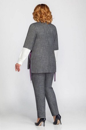 Комплект Комплект LaKona 1174/1 серый 
Рост: 164 см.

Комплект трех предметный: туника, брюки, блузка. Туника средней длины полуприлегающего силуэта выполнена из костюмной ткани в классическом стиле 