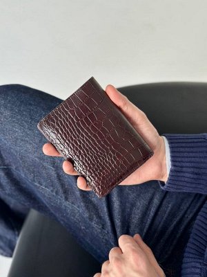 Кожаная обложка на паспорт