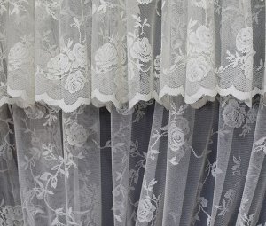 Готовые шторы арт.  313940/180, комплект для кухни РОЗОЧКИ, размеры: шторы (180 см высота х 180 см ширина) х 2, ламбрекен 45 см высота х 380 см ширина, подхваты.