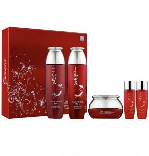 Набор DAANDAN BIT средства для питания и ухода с красным женьшенем PREMIUM RED GINSENG 3SET (тонер, эмульсия, крем)