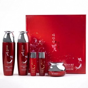 Набор DAANDAN BIT средства для питания и ухода с красным женьшенем PREMIUM RED GINSENG 3SET (тонер, эмульсия, крем)