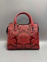 Женская сумка на коротких ручках