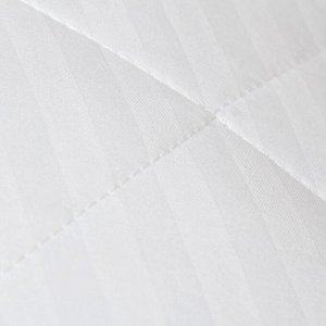 Подушка 70 х 70 см, Файбер 100% полиэстер, чехол 100% полиэстер, средняя, Майская ночь