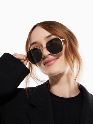 Очки солнцезащитные uv 400, дужка 13.1 см, ширина 12.4 см, линза 5.1x5.3 см