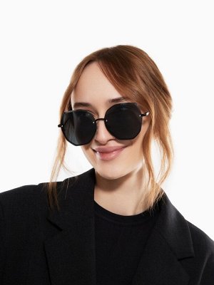 Очки солнцезащитные uv 400, дужка 14.7 см, ширина 13.8 см, линза 5.7x6 см