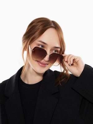 Очки солнцезащитные uv 400, дужка 13.5 см, ширина 13.4 см, линза 5.6x6 см