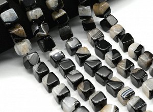 Бусины из агата глазкового кубик 13мм, 39см, 25 бусин