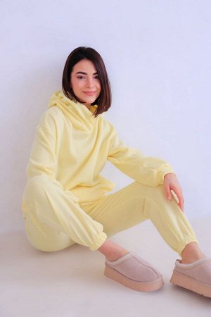 Костюм спортивный жёлтый (футер с начесом)