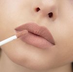 LUXVISAGE Блеск для губ матовый PIN-UP тон 20 песочно-розовый