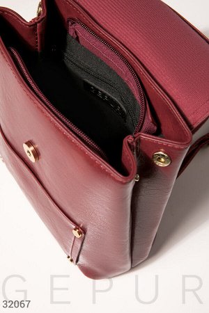 Рюкзак темно-красного цвета