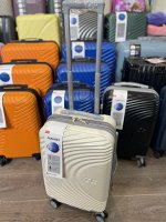 Чемодан маленький размер S 20&quot; 40 л (ручная кладь) белый