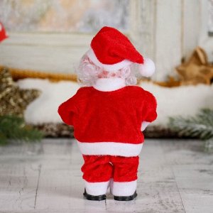 Дед Мороз "С ёлкой и подарками" 16 см, микс