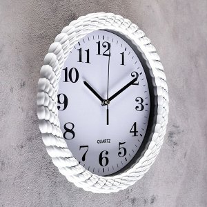 Часы настенные, серия: Классика, "Плетёнка", круг, белые, 25.5х25.5х4 см
