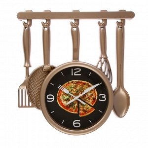 Часы настенные, серия: Кухня, &quot;Кухонная утварь&quot;, на циферблате Пицца, бронзовые, 32х34 см