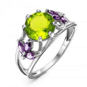Серебряное кольцо с фианитом салатового цвета - 541