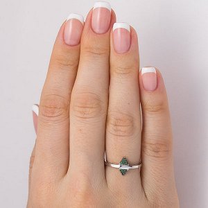 Серебряное кольцо с фианитами зеленого цвета - 616