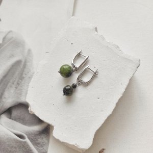 Серьги из нефрита