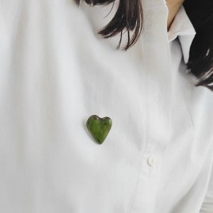 Брошь из керамики Сердце, зелёные травянистые, коричневые оттенки