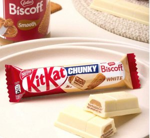 KitKat Chunky White Lotus Biscoff 42g - Батончик КитКат белый шоколад с пастой лотус бискофф