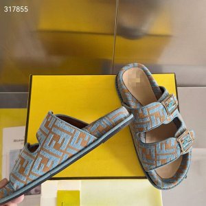 Шлепанцы женские