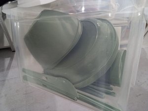 Набор для пикника OPTIMUM в контейнере на 6 персон 27 предметов из пластика