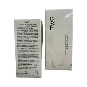 Легкая стойкая жидкая тональная основа TWG Light Fog MakeUp Holding Liquid Foundation