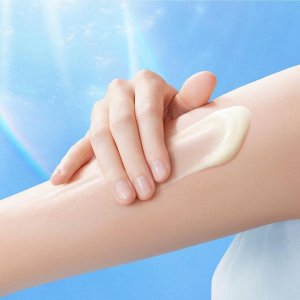 Nivea UV Super Water Essence - легкая водоотталкивающая солнцезащитная эссенция