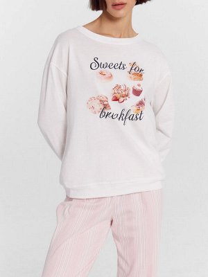 Пижама женская розовая с надписью "Sweets for breakfast"