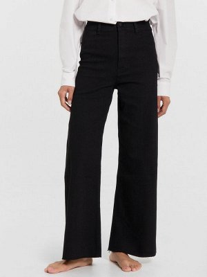 Брюки женские джинсовые wide leg fit в черном цвете