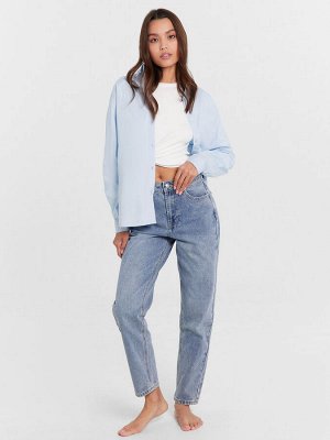 Брюки женские джинсовые Mom Fit в голубом цвете