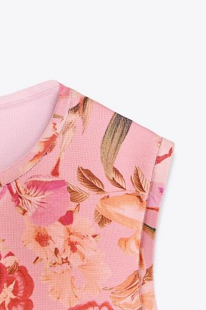 платье ЦВЕТ как на первом фото ВЯЗАНОЕ ПЛАТЬЕ С ЦВЕТОЧНЫМ УЗОРОМ (GESTRICKTES KLEID MIT BLUMENMUSTER) Короткое платье без рукавов с круглым вырезом. СОСТАВ МАТЕРИАЛА, ИНСТРУКЦИИ ПО УХОДУ И ПРОИСХОЖДЕН