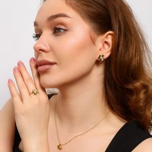 Комплект ювелирной бижутерии Итальянское золото (покрытие желтое 14к) в форме цветов, серьги, кулон на цепочке и кольцо 17 р, вставка: фианиты, цвет: прозрачный, арт.213.646-17