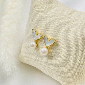 Комплект из Жемчуга (подвеска,пусеты,кольцо)