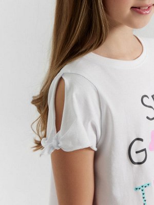 Блузка для девочек белая с принтом и надписью "see good in all things"