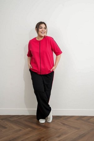 Костюм Цвет:
красный
Состав:
95%Хлопок 5%Спандекс
Длина изделия:
Джемпер -65см Брюки - 105см
Размер модели:
56
Рост модели:
171 см
Стильный костюм состоящий из джемпера и брюк из плотного однотонного 