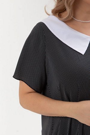 Платье Цвет:
угольный
Состав:
80% ПЭ,18% Вискоза, 2% Эластан
Длина изделия:
123см
Размер модели:
56
Рост модели:
175см
Длинное платье расклешенного силуэта из легкой плательной ткани с нежным принтом.