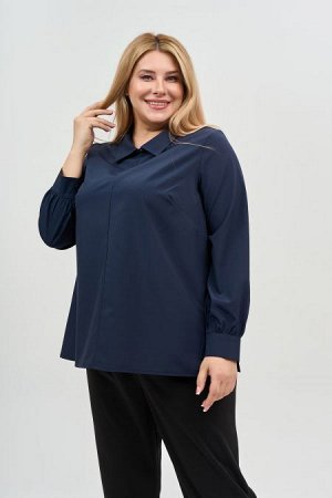 Блузка Цвет:
синий
Состав:
80%ПЭ 18%Вискоза 2%Эластан
Длина изделия:
74 см
Размер модели:
56
Рост модели:
175 см
Блузка прямого силуэта, длиной чуть ниже линии бедер, из сорочечной однотонной ткани. П