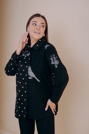 Рубашка Цвет:
черный
Состав:
100% Хлопок
Длина изделия:
По спинке: 83 см По переду (от плечевой точки) = 80 см
Размер модели:
54
Рост модели:
174 см
Стильная хлопковая рубашка прямого силуэта смело ко