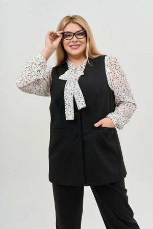 Жилет Цвет:
черный
Состав:
76%ПЭ 20%Вискоза 4%Спандекс
Длина изделия:
79 см
Размер модели:
58
Рост модели:
175 см
Стильный удлиненный жилет полуприлегающего силуэта из трикотажной ткани на подкладке. 