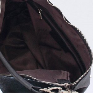 Сумка 20 см x 22 см (max 31)x 10cm  (высота x длина  x ширина )   Элегантная мягкая сумочка, украшена изящными  листочками, закрывается на молнию, носится на плече или в руке. Высота ручки 20 см Снару