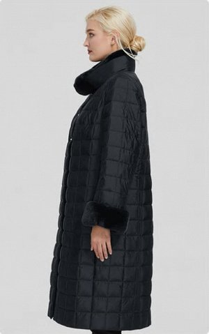 Зимнее женское пальто с воротником-стойкой, цвет черный