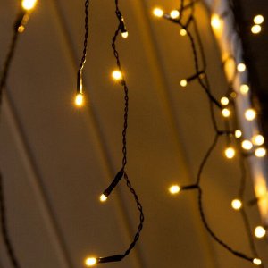 УЦЕНКА Гирлянда «Бахрома», 3?0.6 м, IP44, УМС, тёмная нить, 100 LED, свечение тёплое белое, мерцание, 24 В