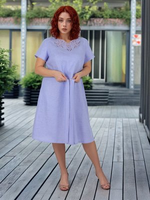 Платье из льна с вышивкой Ришелье