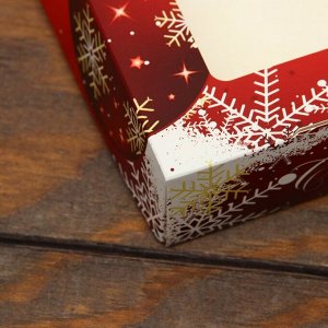 Коробка подарочная складная с окном «Новый год» 20*20*4 см