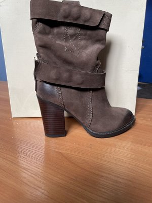 Демисезонные сапоги