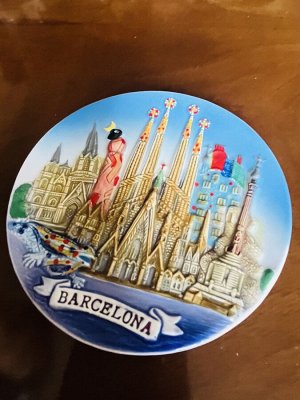 Керамическая декоративная тарелка «Барселона»