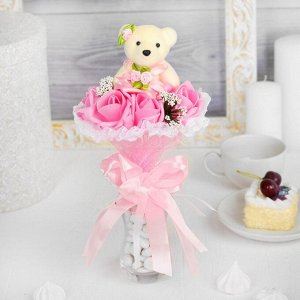 Букет с мишкой «Для тебя», 7 цветков, цвет бело-розовый