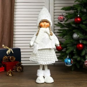 Кукла интерьерная "Девочка Валя в белом свитере с сердечком" 55х14х19 см
