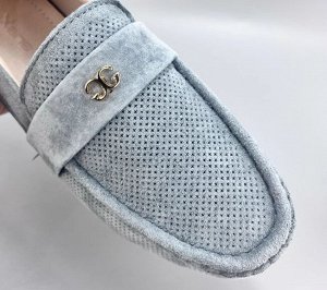 Мокасины из натуральной замши с перфорацией, серый